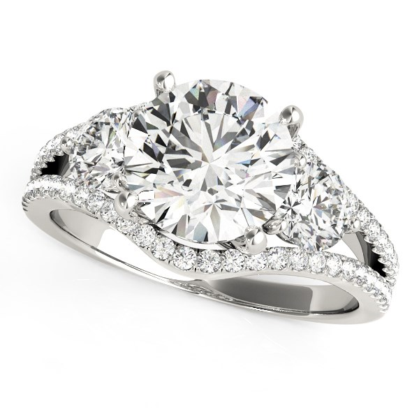 Make a Statement with the Stunning 14k White Gold 3 Stone Split Pave Shank Diamond Engagement Ring (2 3/4 cttw)