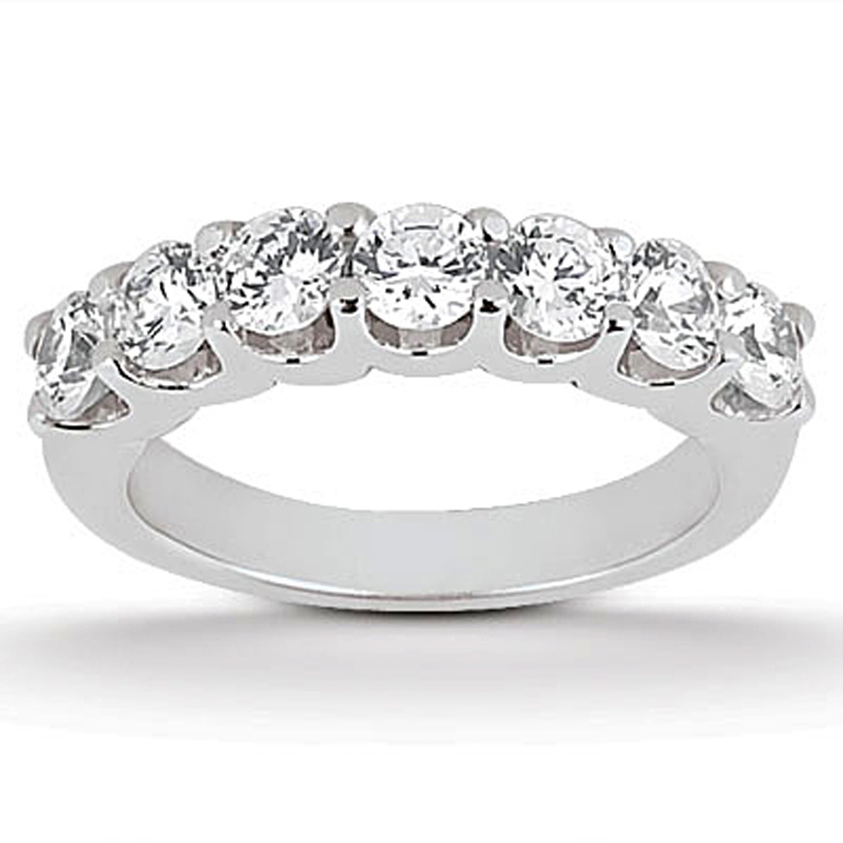 14k White Gold Diamond Scalloped Shared U Prong Setting Wedding Ring Band - Stunning Elegance for Your Special Day