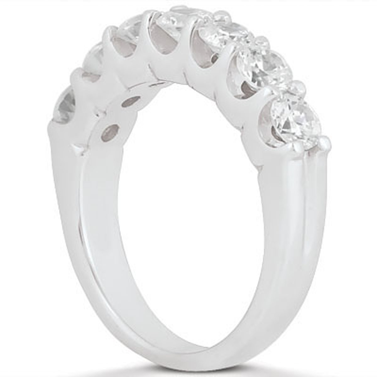 14k White Gold Diamond Scalloped Shared U Prong Setting Wedding Ring Band - Stunning Elegance for Your Special Day