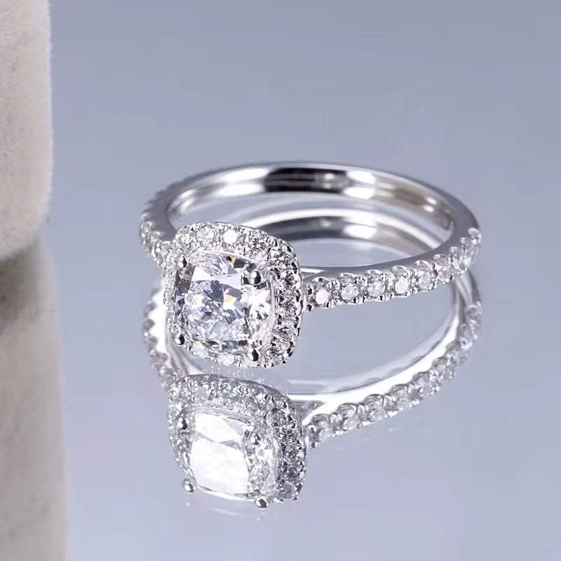 IGI 18K Gold 1.01CT Cushion Cut Lab Diamond Rings Customized Wedding Diamond Engagement Ring